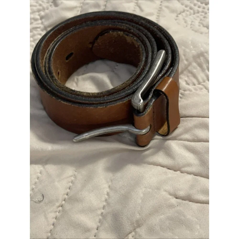 Vintage Distressed Brown Leather Belt Silver tone Non-magnetic‎ Buckle 42x1.5”